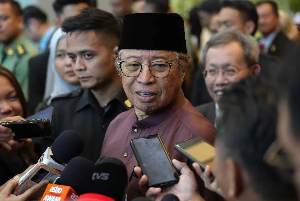 Abang Johari - Foto: Bernama