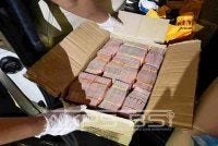 Wang tunai berjumlah RM1.97 juta dan S$300,000 dirampas AKPS selepas ditemukan dalam kenderaan dinaiki pasangan suami isteri di BSI, Johor Bahru.