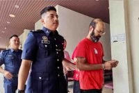 Seorang lelaki mengaku bersalah di Mahkamah Sesyen di sini pada Selasa atas pertuduhan membakar sebuah kereta jenis Mitsubishi Xpander dalam kejadian kebakaran membabitkan lima kenderaan