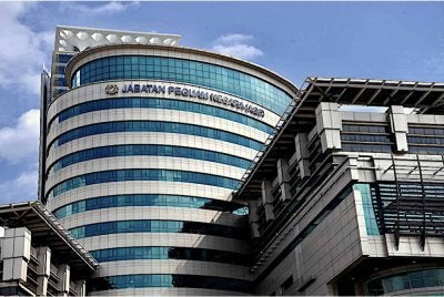 AGC mempengerusikan Jawatankuasa Khas Siasatan Berkaitan Isu Jenayah Kewangan dengan kerjasama enam agensi penguatkuasaan berkaitan.