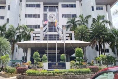 Rosnani dikenakan hukuman itu selepas mengaku bersalah atas satu pertuduhan pilihan yang dibacakan di hadapan Hakim, Awang Kerisnada Awang Mahmud. Foto hiasan 