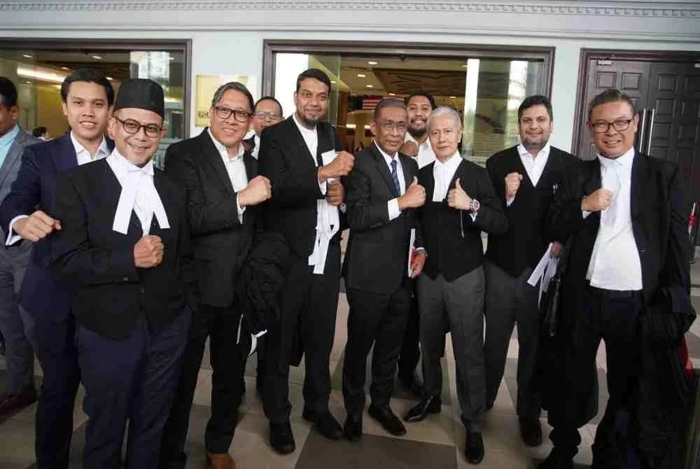 Takiyuddin turut merakamkan penghargaan kepada barisan 15 peguam yang mewakili PN dalam prosiding semakan kehakiman itu.