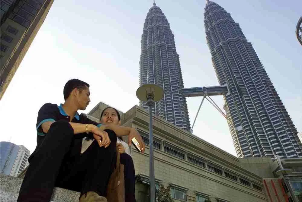 KLCC merupakan simbol ikonik Malaysia. Foto AFP