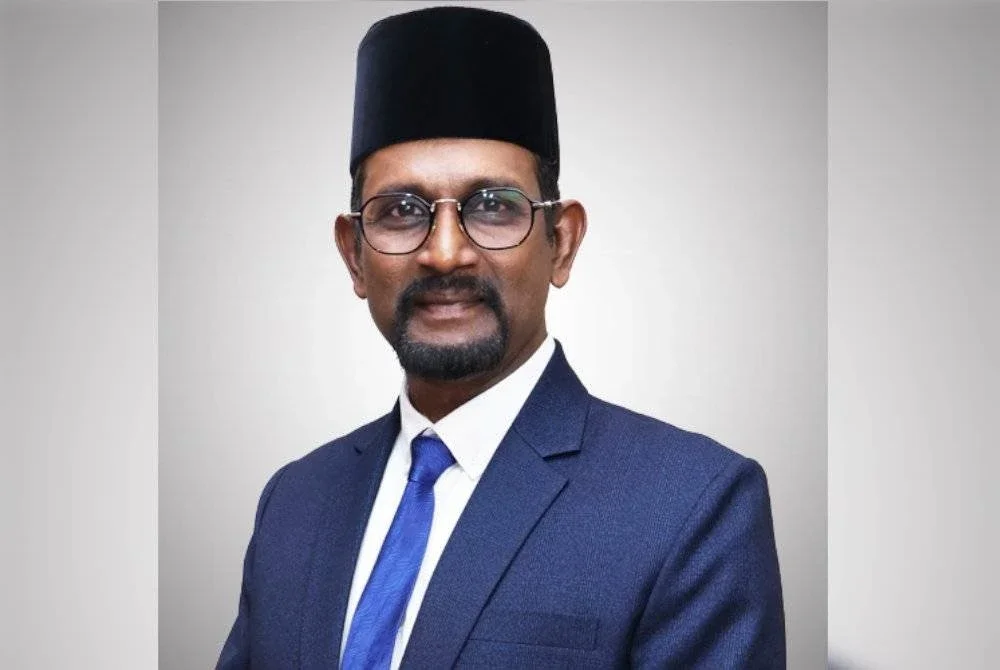 DR MOHD FARID RAVI