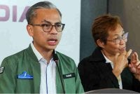 Fahmi bercakap pada sidang media mingguan di Kementerian Komunikasi pada Jumaat. Foto Bernama