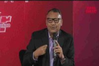 Dr Shahridan ketika menjadi panel Wacana Rakyat Sinar Harian ke-491 bertajuk Rumah Ada, Komuniti Hilang? Menilai Semula Hala Tuju Perumahan Awam, yang berlangsung di Studio F, Karangkraf, pada Jumaat.