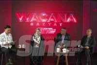 Wacana berkenaan dikendalikan moderator, Ismail Adnan, dengan menampilkan Ahli Parlimen Wangsa Maju, Ir Ts Zahir Hassan (kanan); Penolong Profesor Jabatan Sosiologi dan Antropologi, Universiti Islam Antarabangsa Malaysia (UIAM), Dr Sharifah Fatimah Alzahrah Syed Hussein (dua dari kiri) ; serta Shahridan sebagai panelis.
