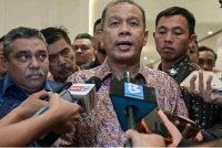Mohd Khalid ketika ditemui pengamal media selepas Majlis Makan Malam Jasamu Dikenang Persatuan Bekas Polis Malaysia Tahun 2026 di sebuah hotel pada Jumaat. Foto Bernama