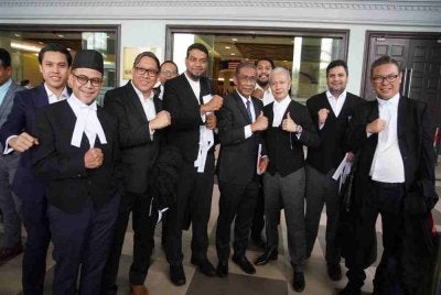 Takiyuddin turut merakamkan penghargaan kepada barisan 15 peguam yang mewakili PN dalam prosiding semakan kehakiman itu.
