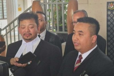 Kamal Hisham (kiri) dan Muhammad Nor.