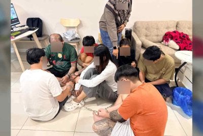 Antara sindiket penipuan warga asing yang ditumpaskan JIM pada Oktober. Foto: JIM